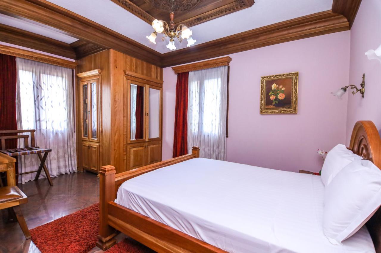 Brilant Antik Hotel Tiranë Luaran gambar